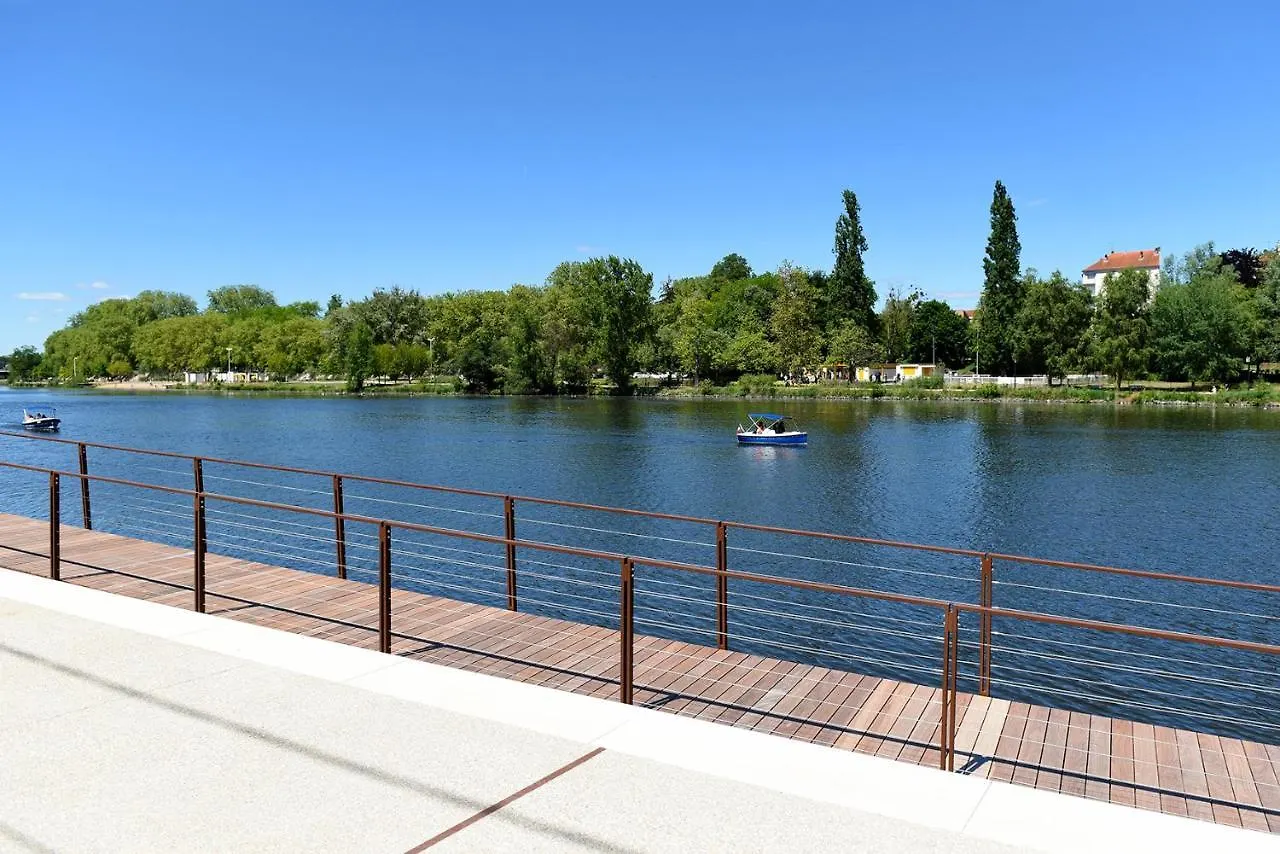 펜션 Maison Independante, Domaine Vichy La Tour Abrest